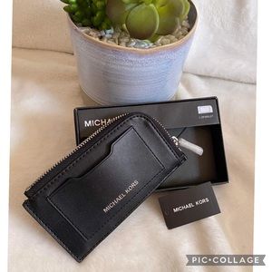 ✨🆕✨Brand New Michael Kors L Zip Wallet